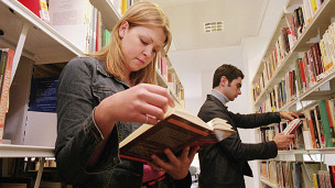 “畢業(yè)好找工作不應(yīng)左右大學(xué)專(zhuān)業(yè)”