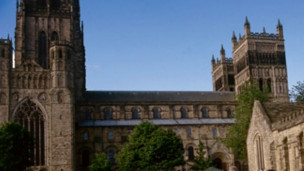 報(bào)告稱英國頂尖高校呈“精英化”趨勢