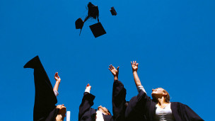 倫敦時尚：畢業(yè)季，怎么穿？