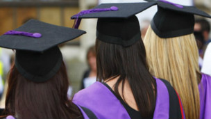 倫敦時尚：畢業(yè)季，怎么穿？