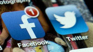 調(diào)查顯示社交媒體有助學(xué)生學(xué)習(xí)