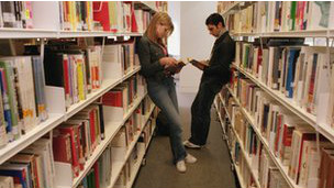 學(xué)生權(quán)益受關(guān)注 大學(xué)面臨公平貿(mào)易局檢查