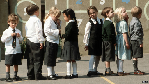 漫話英倫：孩子幾歲開始上學最好？