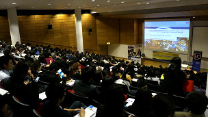 留英訪談:海歸應抓住機遇表現(xiàn)自我