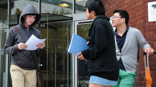 留學(xué)問答:適應(yīng)留英生活