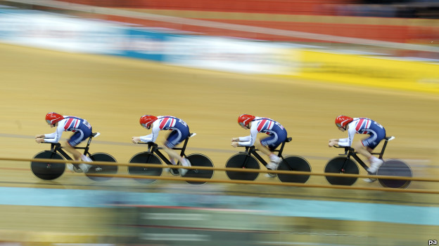 To set the wheels in motion 開始行動(dòng)