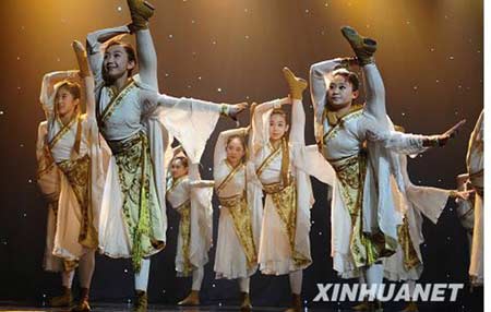 中國人大附中藝術團在英國巡演