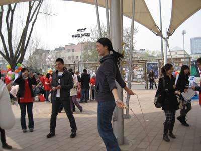 對(duì)外經(jīng)貿(mào)大學(xué)第13屆社團(tuán)文化節(jié)精彩圖片