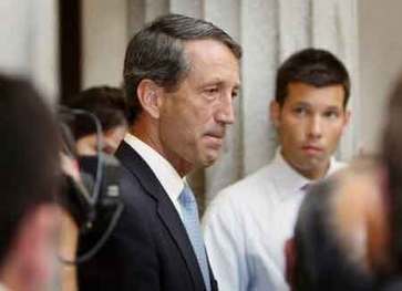 世界八大名人“道歉門(mén)”