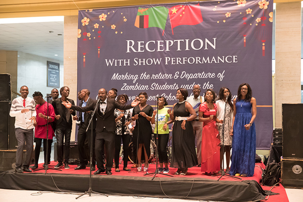 雙語(yǔ)盤點(diǎn)：外媒如何評(píng)價(jià)中國(guó)五年發(fā)展成就