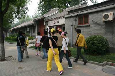 “暴走”一詞該如何翻譯?