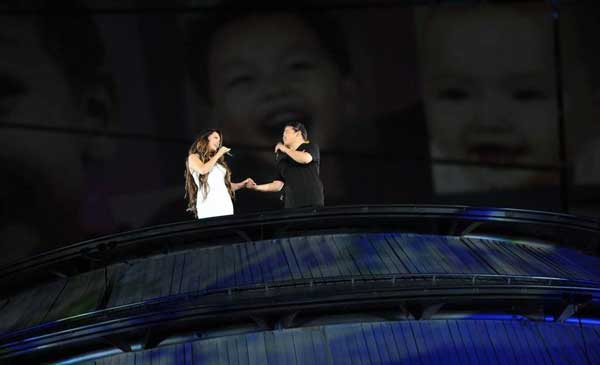 奧運歌曲經(jīng)典回放:You and me