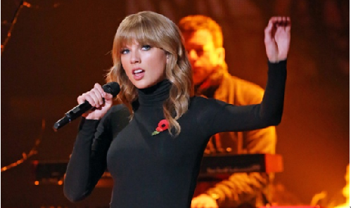 高領(lǐng)毛衣逆襲變時(shí)尚寵兒