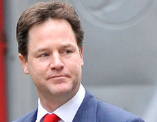 撒切爾去世:各界反應(yīng)(中英對(duì)照)