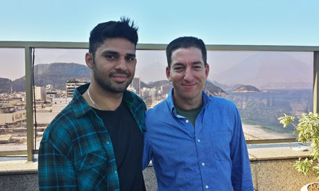 《衛(wèi)報(bào)》記者刊發(fā)斯諾登爆料 同性伴侶倫敦機(jī)場被拘9小時(shí)