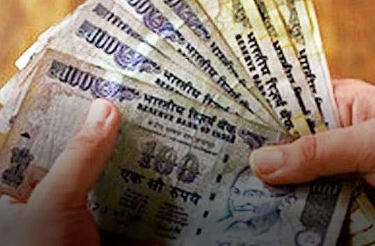 盧比跳水 印度首富損失56億美元