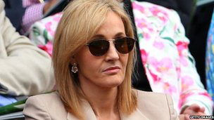 J·K·羅琳犯罪小說(shuō)《布谷鳥在呼喚》銷量大增