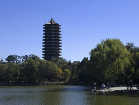 盤點(diǎn)中國部分大學(xué)的校訓(xùn)（雙語）