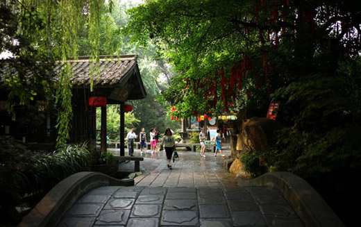 國內(nèi)城市“環(huán)境宜居指數(shù)”:成都居首