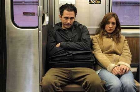 不文雅的“大爺式占座”你遇到過(guò)嗎？