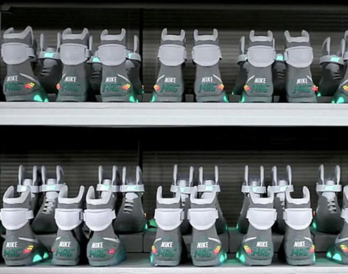 《回到未來》預(yù)言成真:德國發(fā)明自動鞋帶