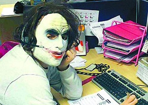 盤(pán)點(diǎn)世界各地令人咋舌的瘋狂惡作劇