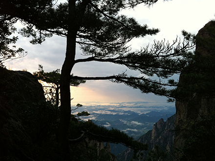 山風(fēng)雨霧怎么翻譯？