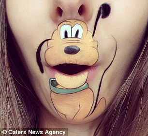 萌！藝術(shù)家嘴唇上創(chuàng)作卡通畫