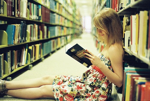 讀一本新書恰似談一場(chǎng)戀愛