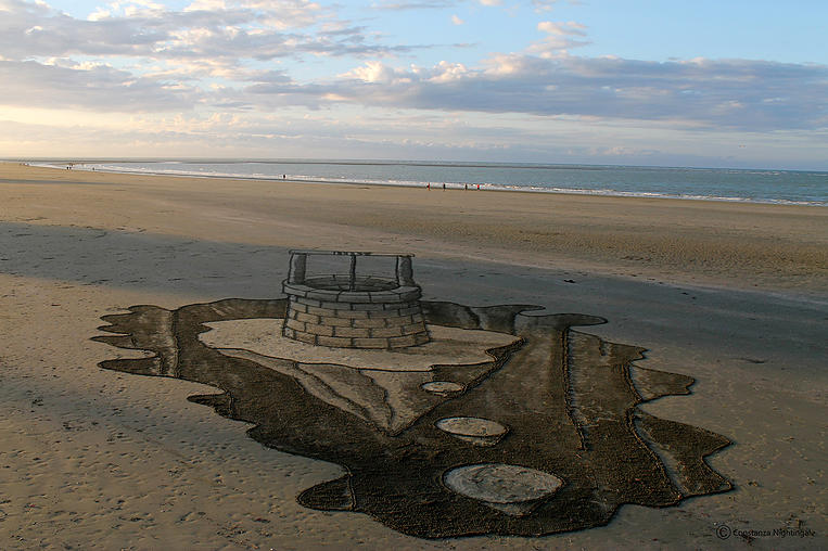 沙灘上的3D藝術(shù)沙畫