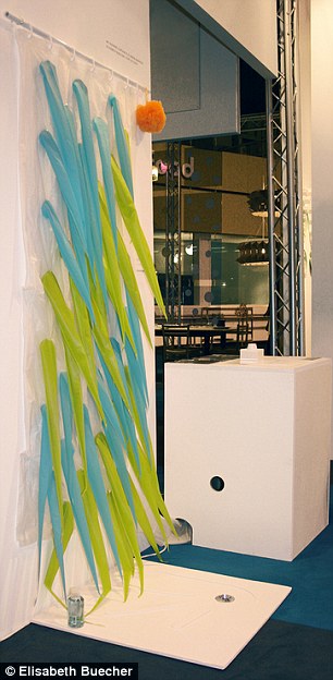 洗澡太久？帶“刺”浴簾趕你走