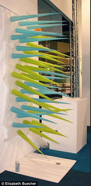 洗澡太久？帶“刺”浴簾趕你走