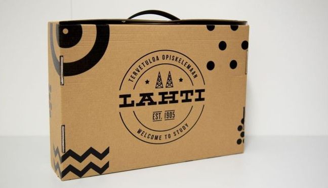 芬蘭一城市為新生發(fā)應急禮盒