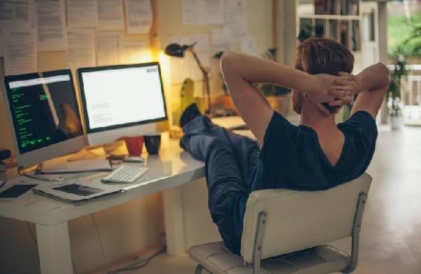 中層管理人員為啥是lion food？