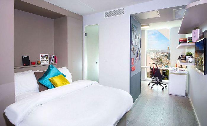 別人家的學(xué)生宿舍：影音室、健身房、游戲室一應(yīng)俱全