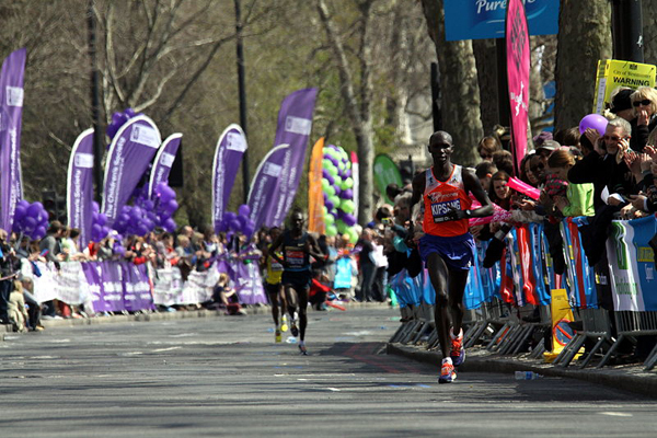 你能跟著馬拉松健將跑多遠？快看看“基普桑數(shù)字”吧