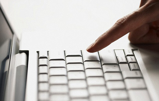 發(fā)送電子郵件也會(huì)產(chǎn)生碳足跡么？