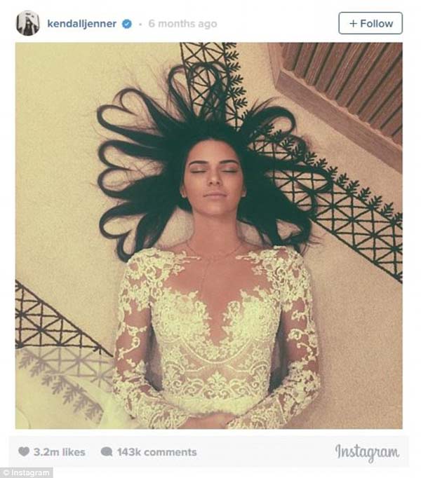 肯達(dá)爾曬“心形卷發(fā)”獲2015年Ins最?lèi)?ài)