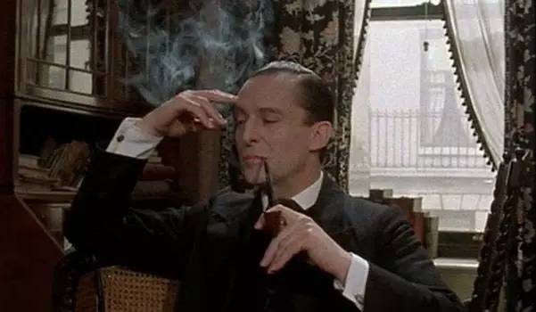 重溫經(jīng)典:柯南·道爾英文原著中的福爾摩斯