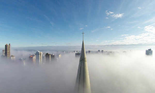 顛覆傳統(tǒng)“視界觀”的“無人機(jī)航拍”