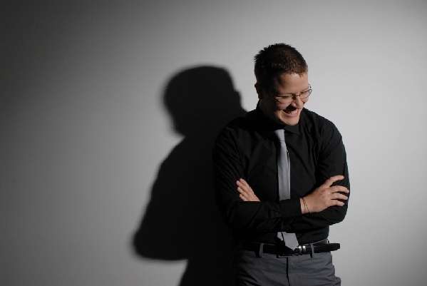 無時(shí)無刻不在談工作的人