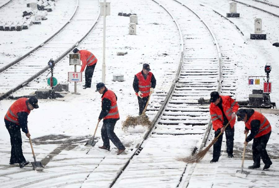 中國日?qǐng)?bào)聚焦各地寒潮來襲