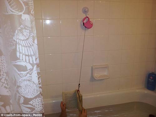 奇葩DIY:塑料瓶噴頭 掃把雨刮器