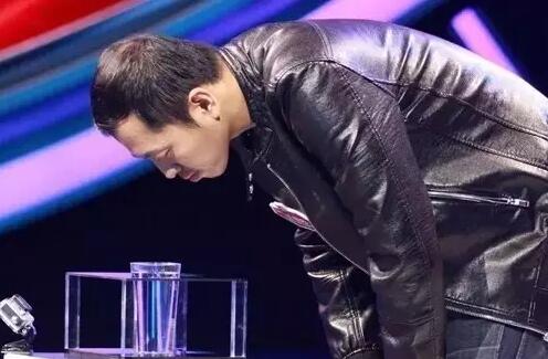 像最強(qiáng)大腦“水哥”這樣的神級人物，要用怎樣的英文詞來形容