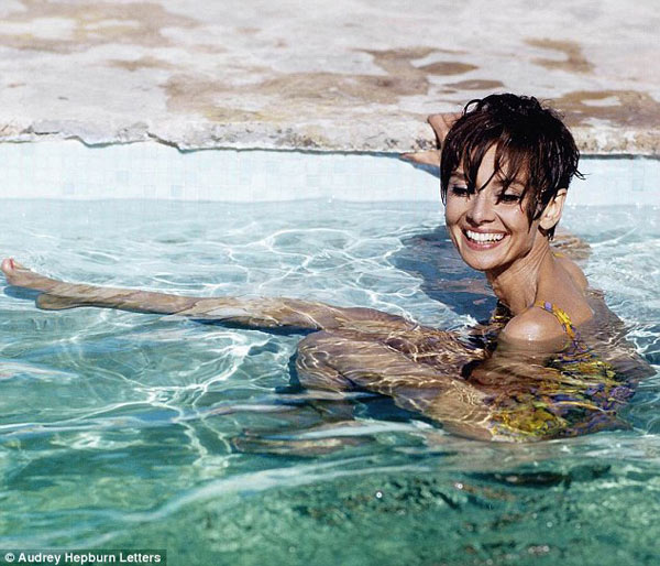 赫本成名前后罕見私人信件將被拍賣