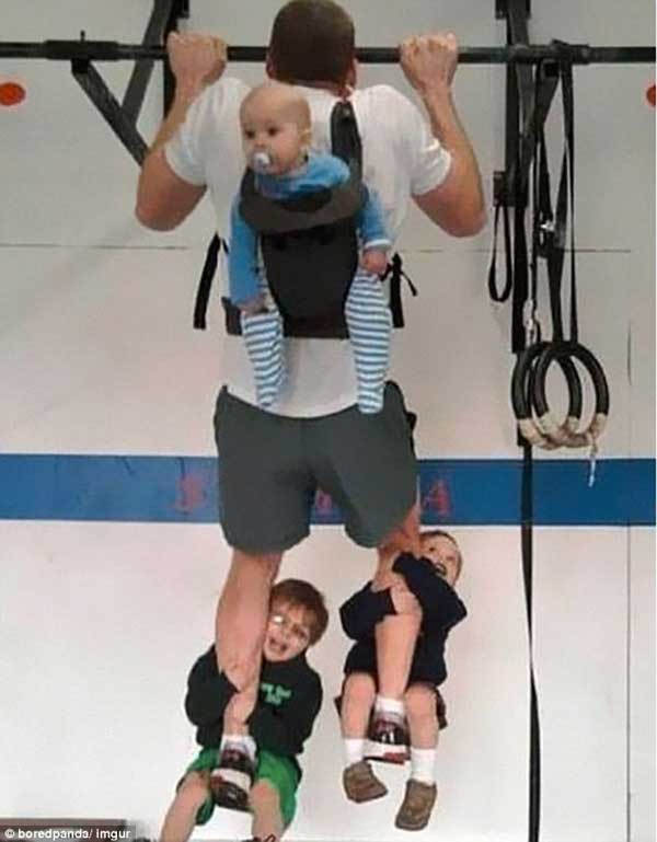 爸爸帶娃不靠譜？逗比奶爸帶娃爆笑瞬間(組圖)