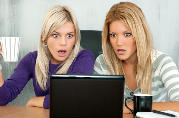 怪我咯？看看這些網(wǎng)絡(luò)流行語(yǔ)英文咋說(shuō)