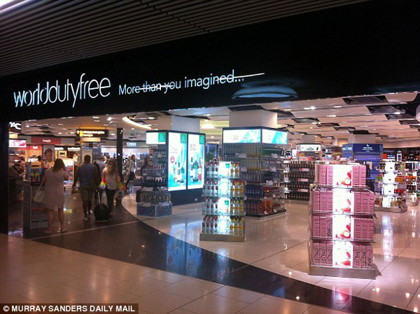 機(jī)場(chǎng)免稅店竟比網(wǎng)店貴一倍？！