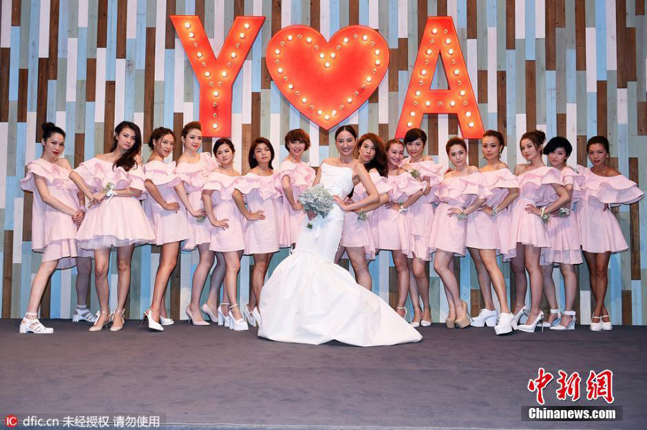 盤點(diǎn)娛樂圈最美伴娘團(tuán)（組圖）