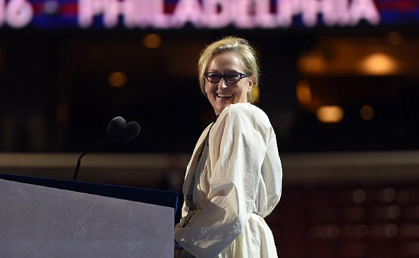 希拉里獲提名 百位名人聯(lián)名反對特朗普入主白宮